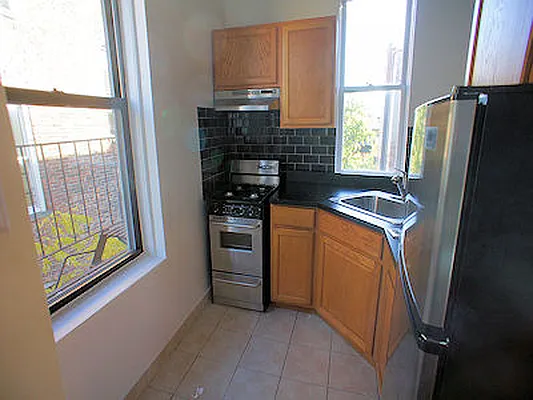 Rented by Waverly Realty Associates | media 6