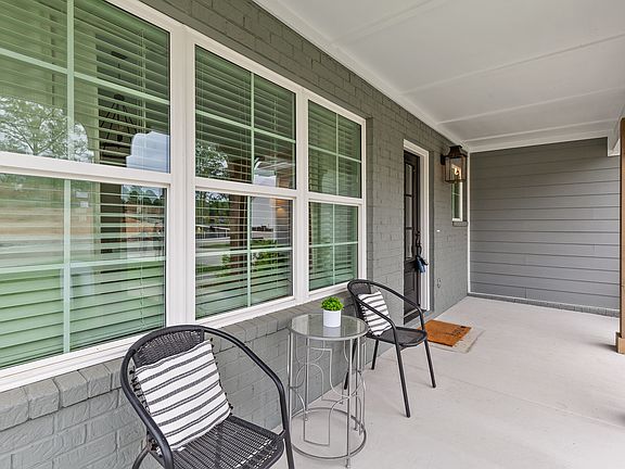 3rd image of 1232 Yland Cir #E0vow8