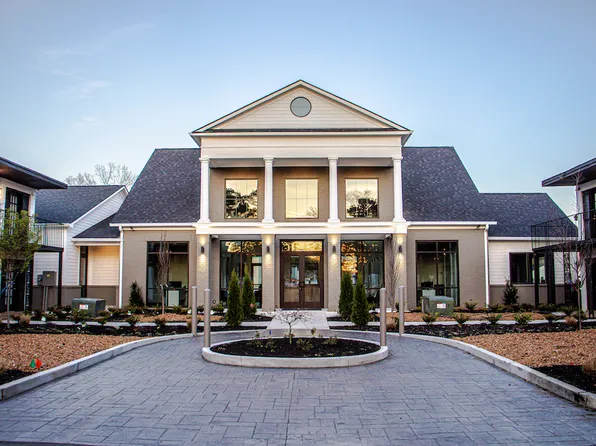 The Residences at Lakeview