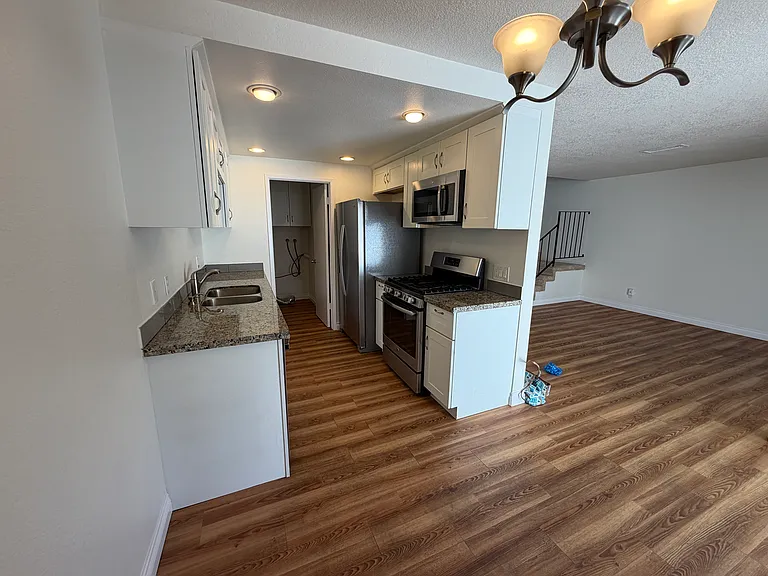 6473 Shady Lawn Dr #6 — Photo 9