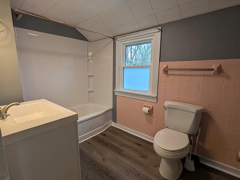 6296 Lakeview Dr — Photo 9