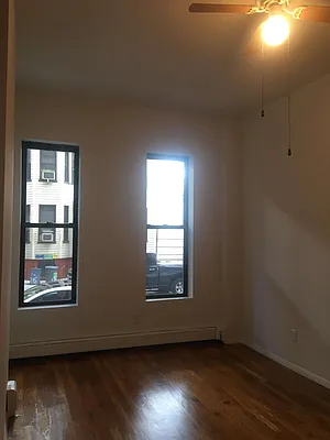 Rented by LDMI Realty Group LLC | media 29