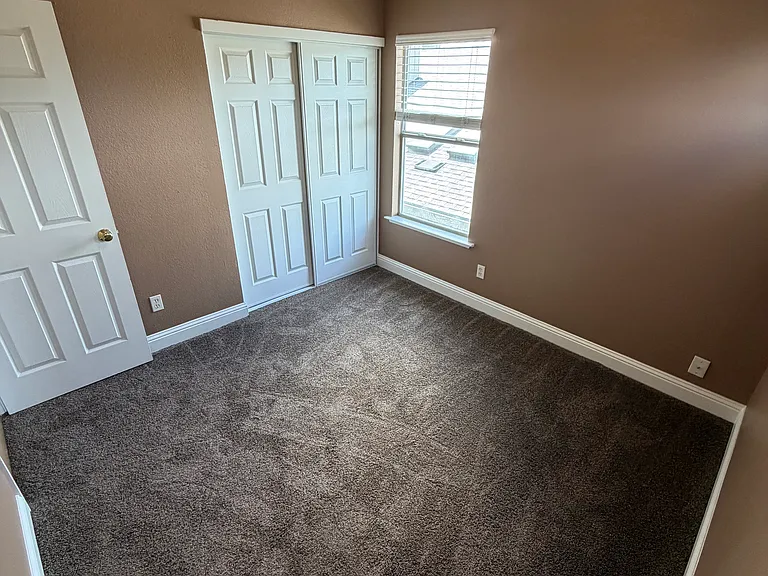 Bedroom (3)