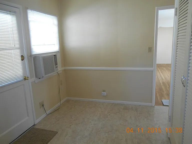 540 Diamond St — Photo 3