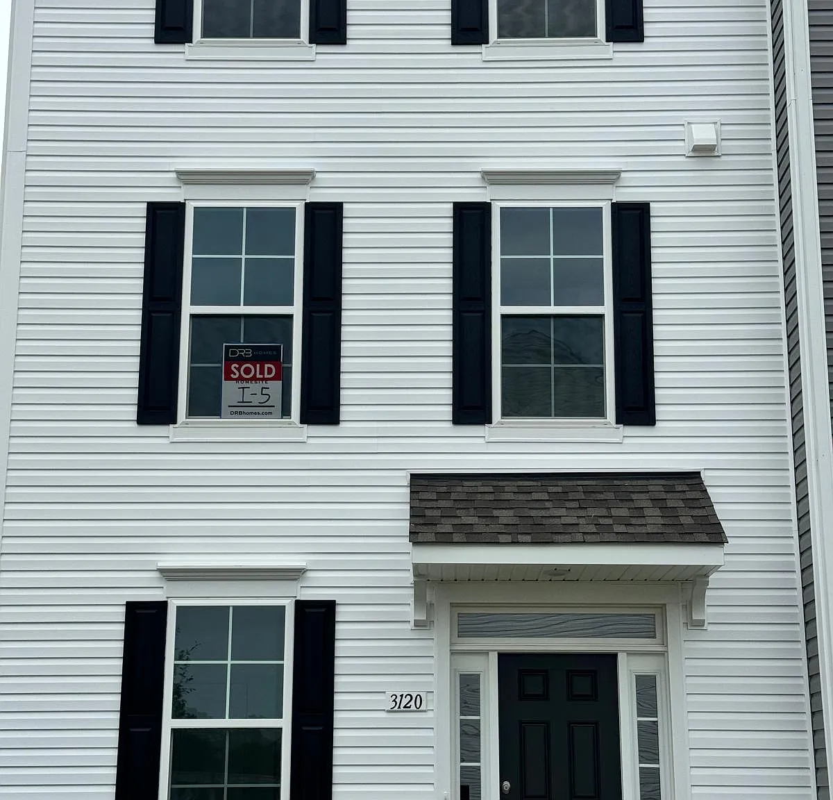 3 bed, 2.5 bath, 2153 sqft, $2,190 — Photo 1