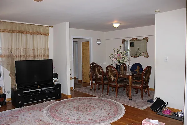 Rented by Corcoran | media 17