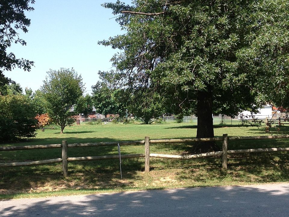 2nd image of 302 West Edmondson Ave #Lot