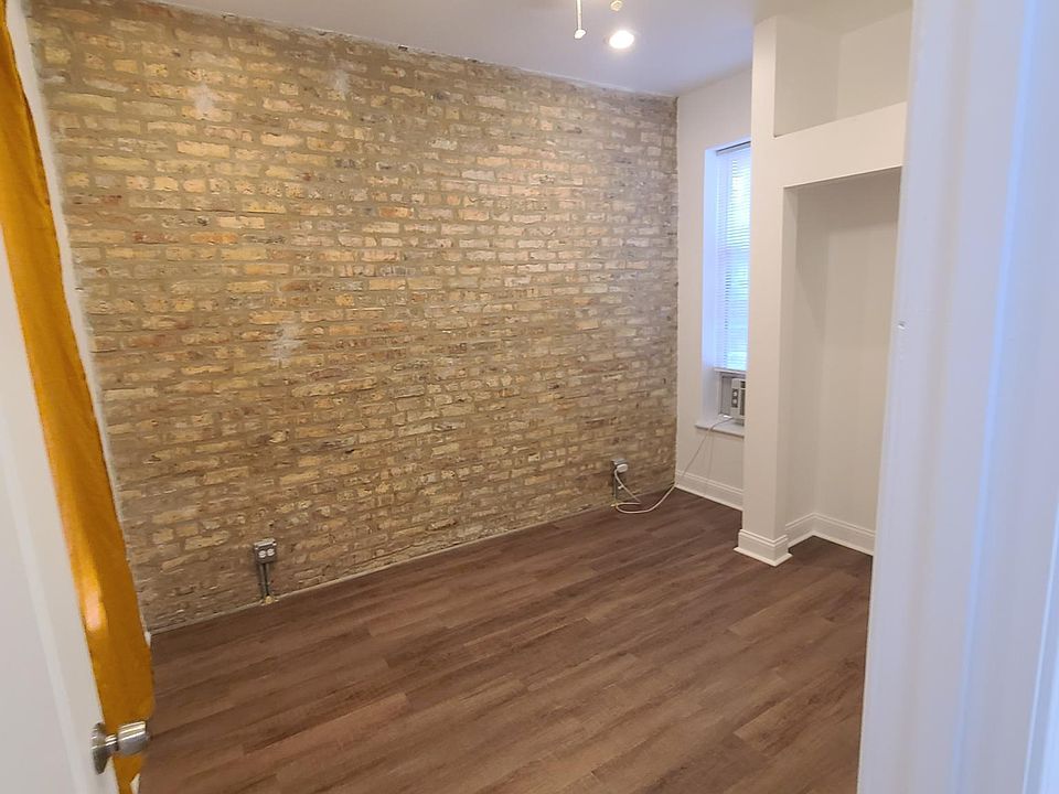 1st image of 206 N California Ave #2