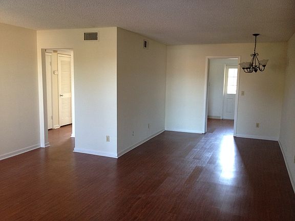 4th image of 200 Saint Andrews Blvd APT 3507