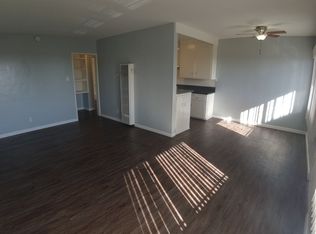 5640 1/2 S La Brea Ave #B, Los Angeles, CA 90056