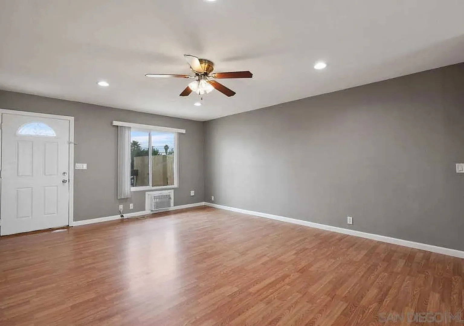 2 Bedroom 2 Bath in El Cajon 2nd Floor Unit — Photo 2