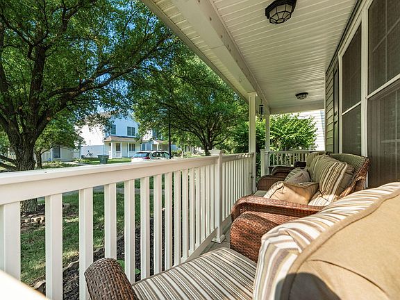 4th image of 5472 Poolbeg St #269