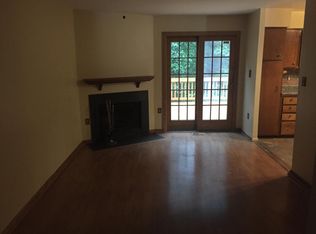 3060 Winter Pine Ct, Fairfax, VA 22031