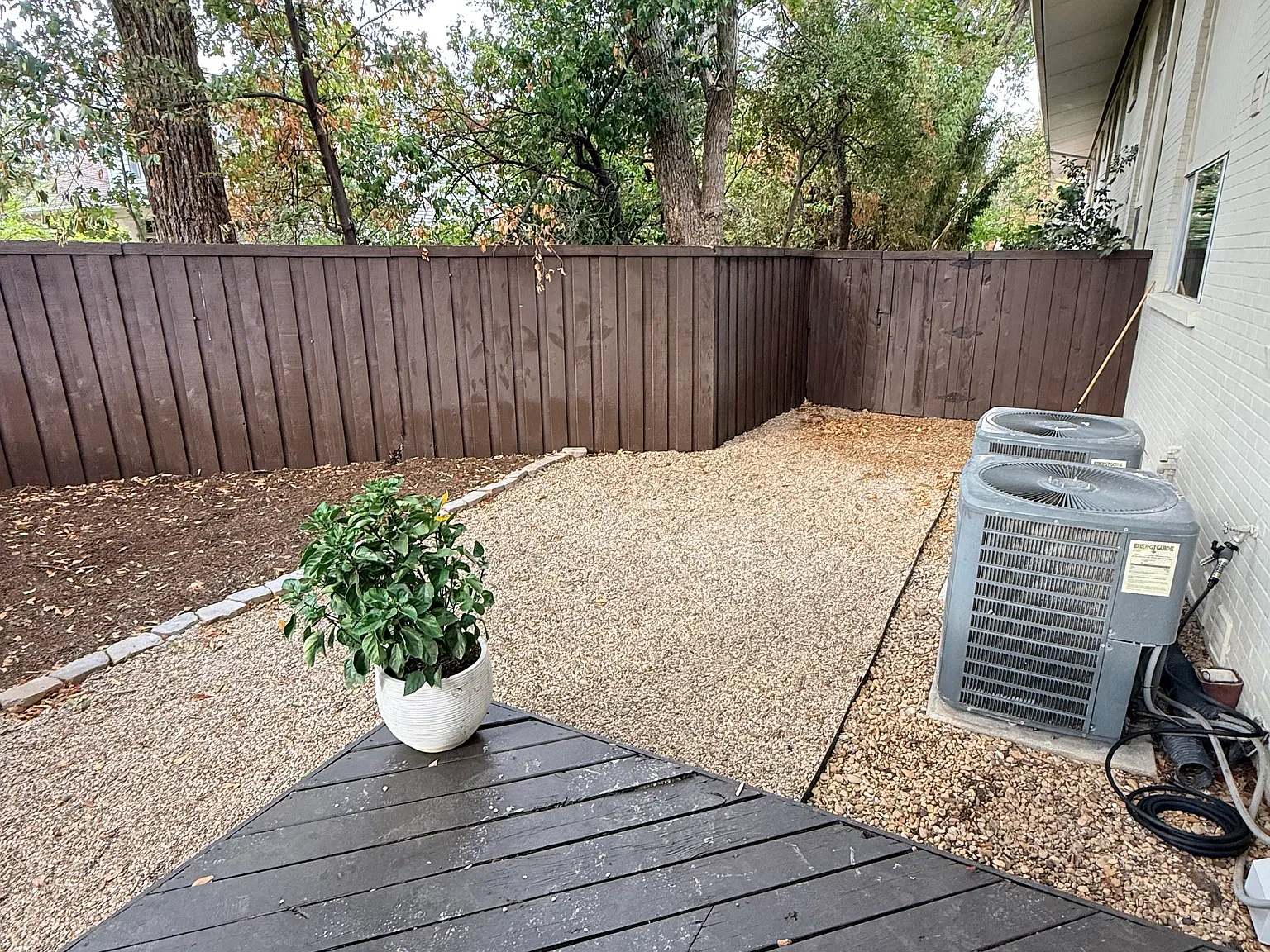 2 bed, 1053 sqft, $2,395 — Photo 3