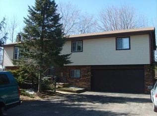 6011 Rattmann Rd, Madison, WI 53718