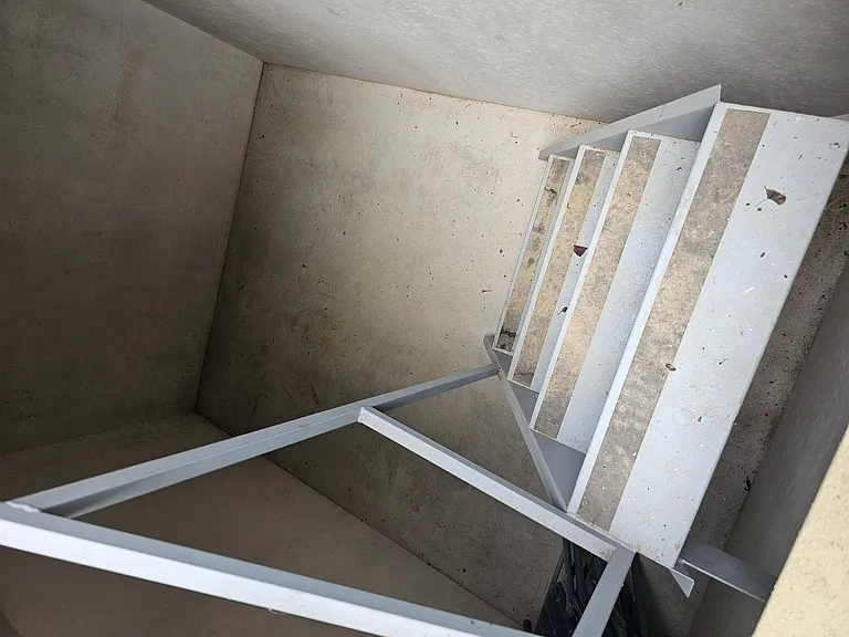 7 NW Forest Ln — Photo 33