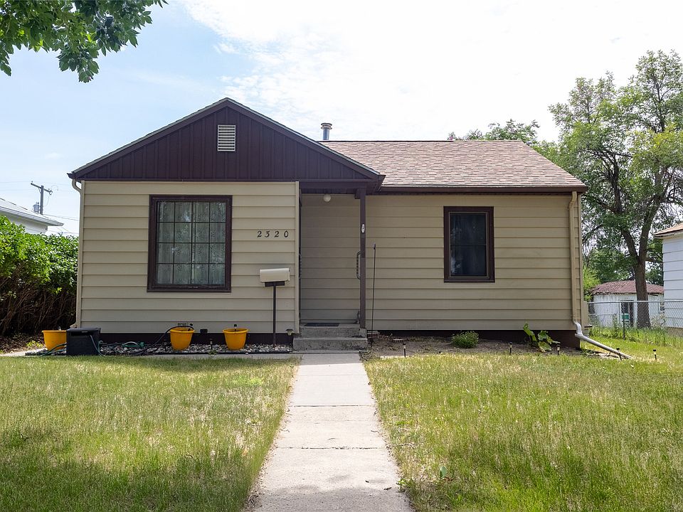 1st image of 2320 4th Ave S