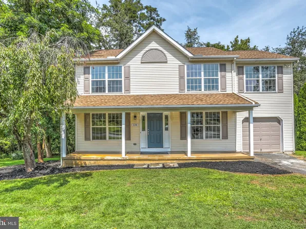 14 Penn Oak Ln, Oxford, PA 19363