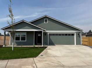 680 NE Rickenbacker Rd #141, Madras, OR 97741
