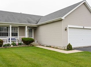 21 Kingsport Ct, South Elgin, IL 60177