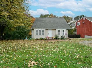 198 Chipper Rd, Waterbury, CT 06704