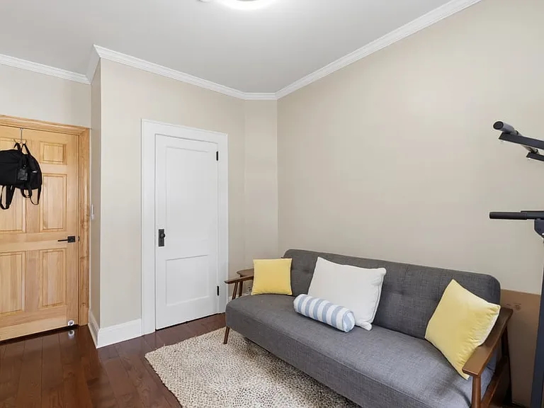 28 Willowdale Ave #1 — Photo 14