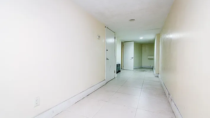 Rented by Nooklyn NYC LLC | media 23