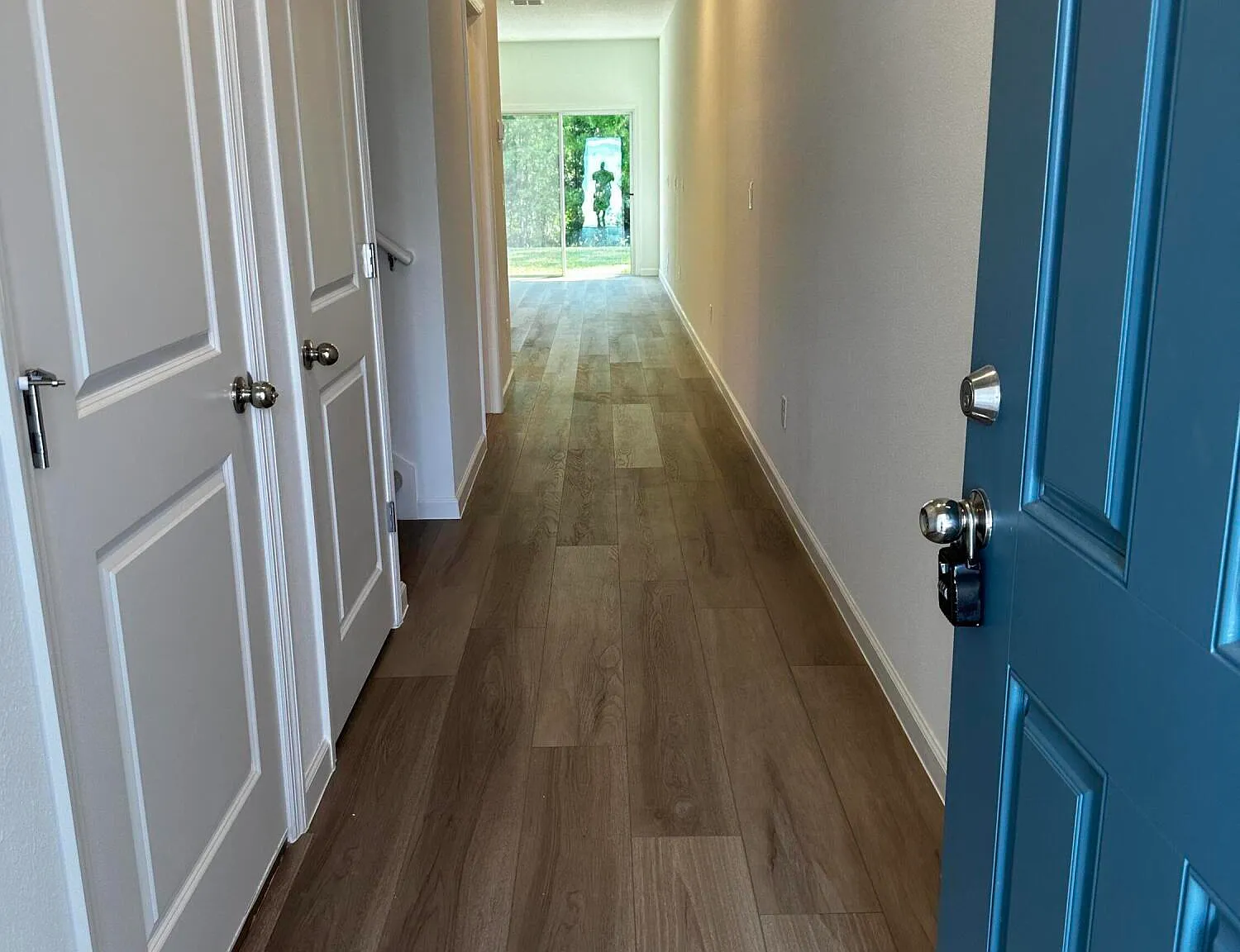 3 bed, 2.5 bath, 1483 sqft, $1,750 — Photo 4