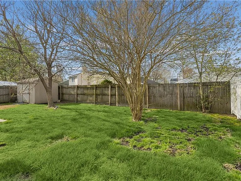 4868 Boxford Rd — Photo 37