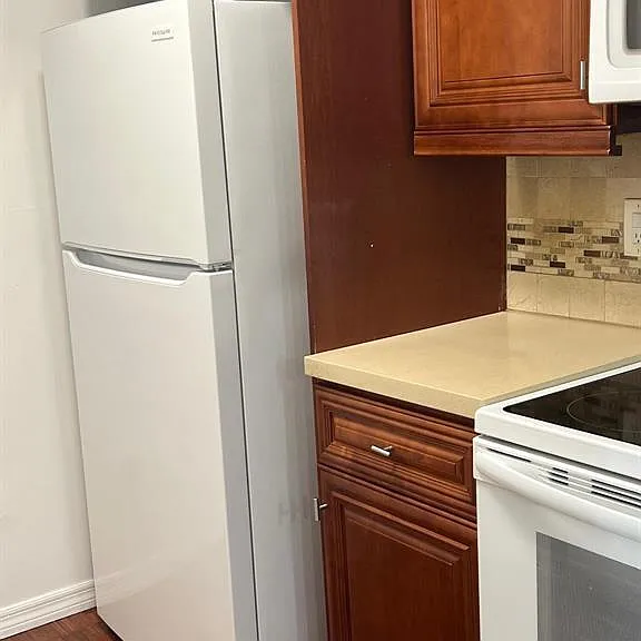 18840 NW 57th Ave #101 — Photo 6