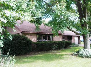 65611 Lutz Rd, Constantine, MI 49042