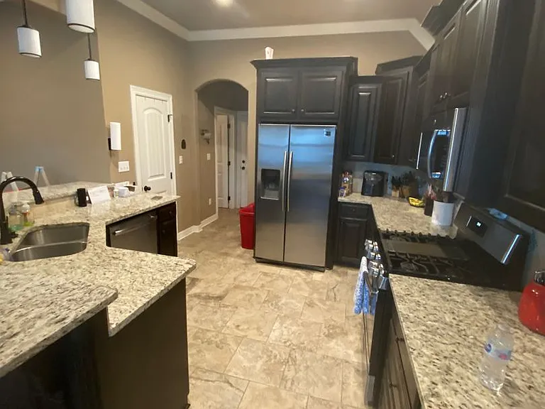 922 Antler Dr — Photo 4