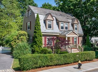7 Rutledge St, West Roxbury, MA 02132