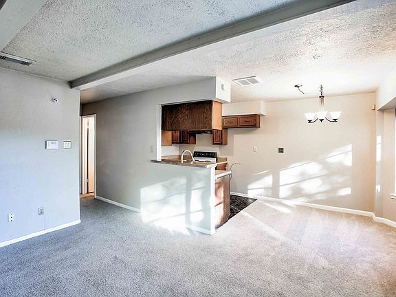 4th image of 13472 Castilian Dr #2