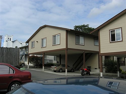 1st image of 1051 SE 8th Ave APT D201
