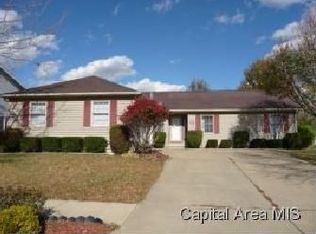 2716 Wellington Dr, Springfield, IL 62703