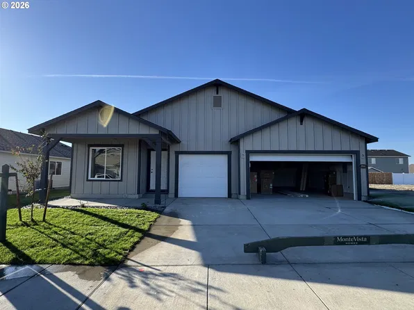 894 E Maple Brook Ave, Hermiston, OR 97838