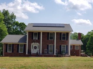 4526 Peeples Rd, Oak Ridge, NC 27310