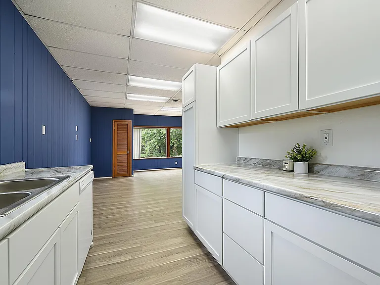 Great Counter Space
