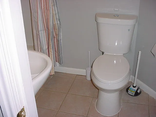 NEWLY RENOVATED BATHROOM