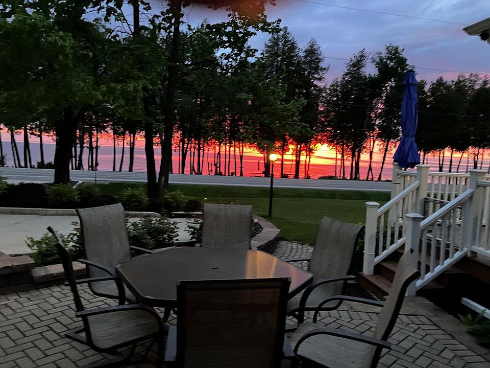 1st image of 4988 Bay Shore Dr