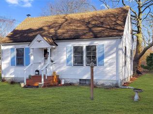 161 Diana Dr, Mastic Beach, NY 11951