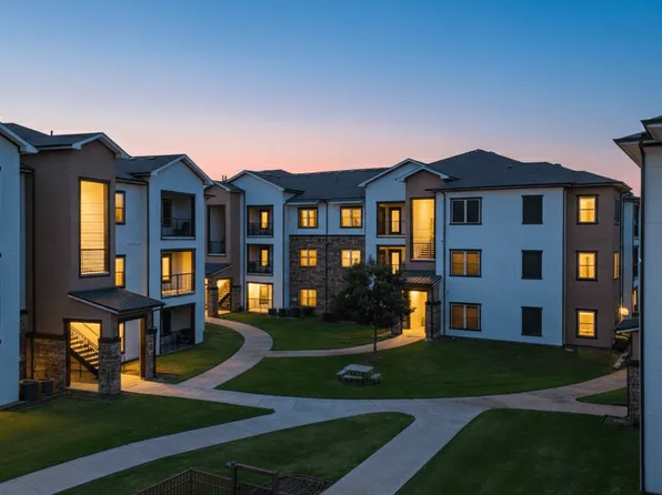 Creed Canyon Apartments