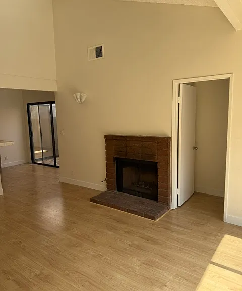 8536 De Soto Ave #13 — Photo 6