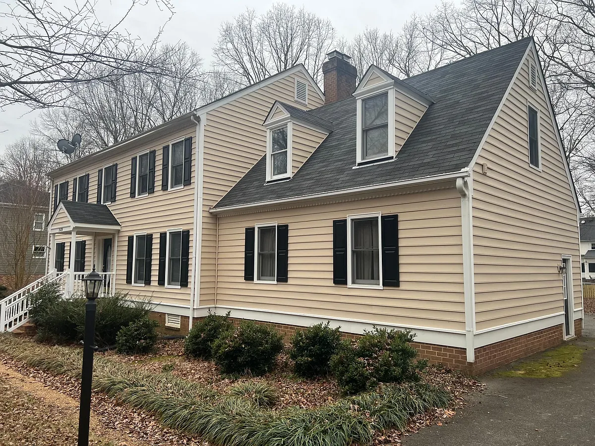 Photo of the home from the driveway - 2420 Olde Queen Ter