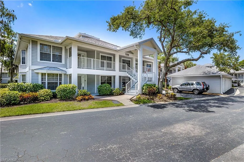2 bed, 2.0 bath, 1200 sqft, $7,500 — Photo 3