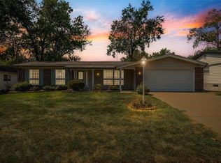 5030 Sherborne Dr, Saint Louis, MO