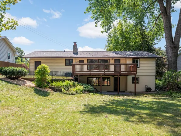 8720 45th Ave N, New Hope, MN 55428