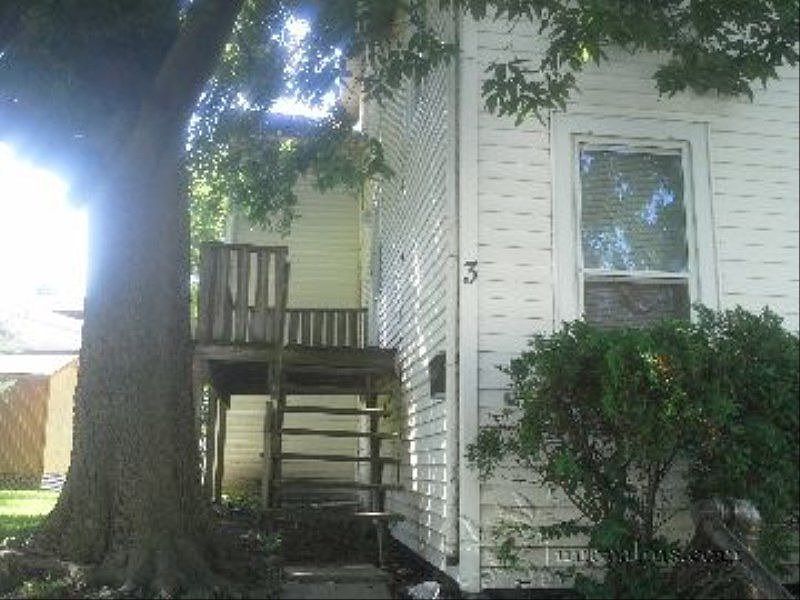 1st image of 1521 Grove St APT 3