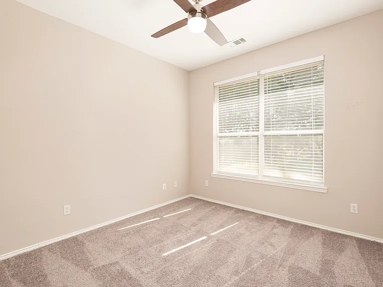 405 Mimosa Dr — Photo 23